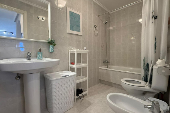 Reventa - Apartamento / piso - Torrevieja - Punta prima