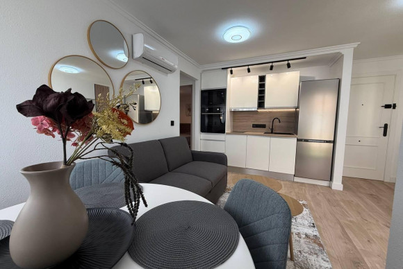 Herverkoop - Appartement  - Torrevieja - Centro