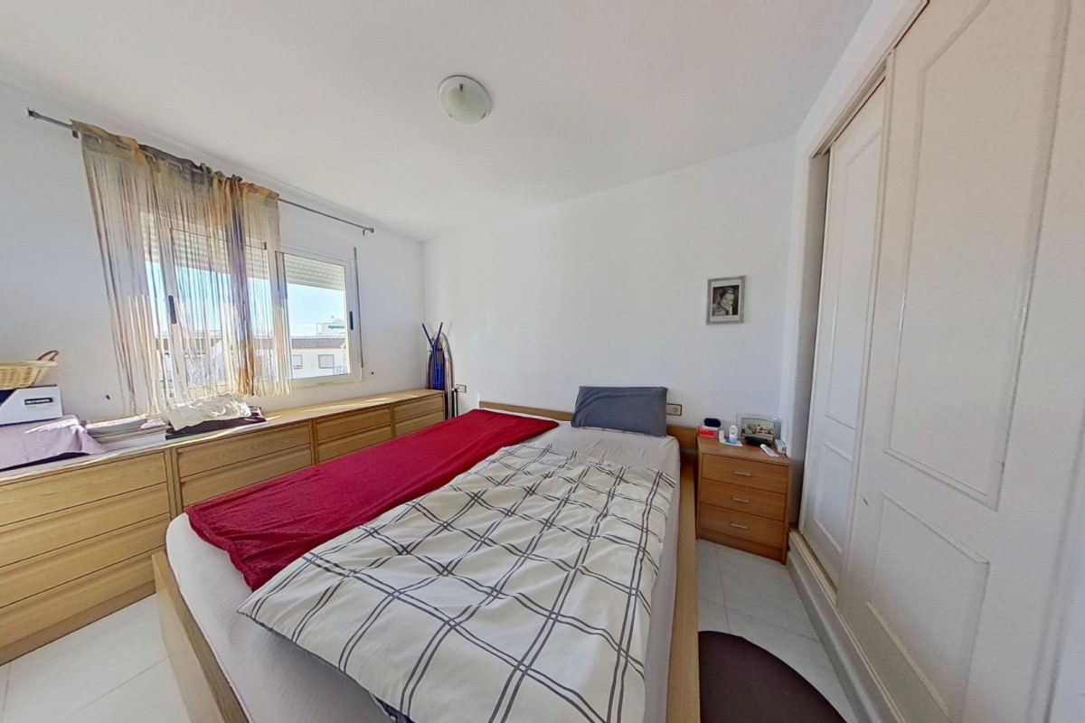 Reventa - Apartamento / piso - Orihuela Costa - Los Almendros-La Florida