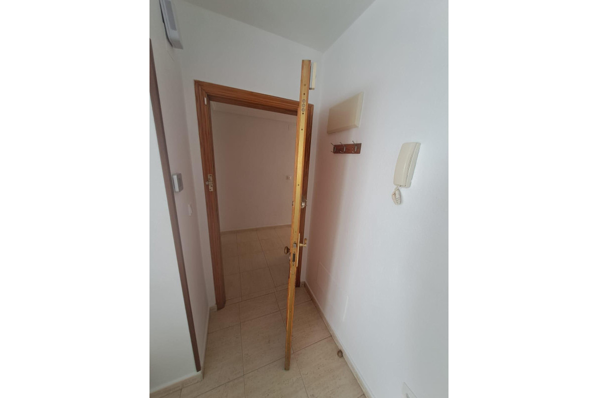 Reventa - Apartamento / piso - Torrevieja - Centro