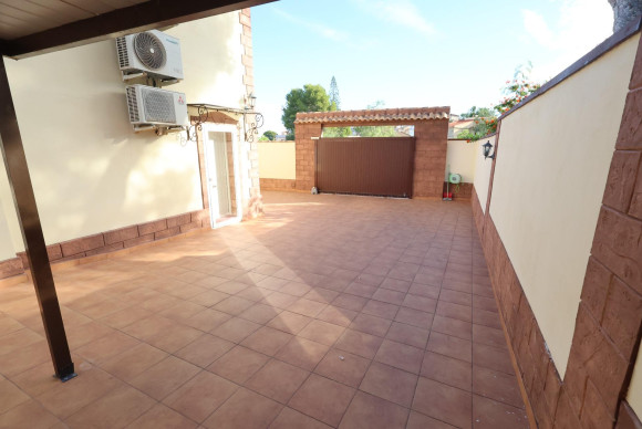 Reventa - House - Torrevieja - Los Balcones - Los Altos del Edén