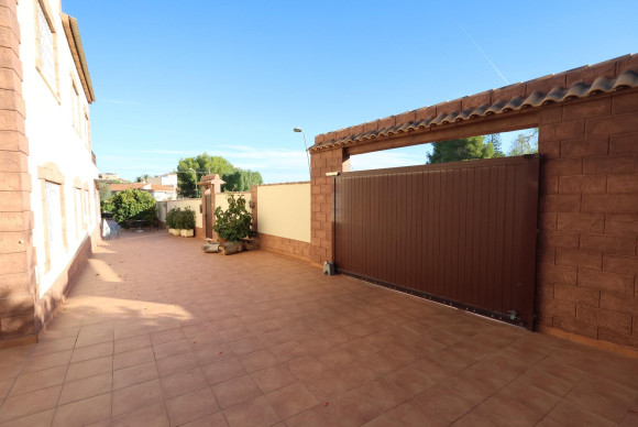 Reventa - House - Torrevieja - Los Balcones - Los Altos del Edén
