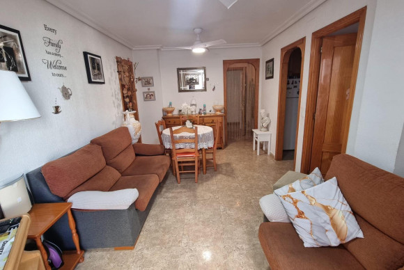 Herverkoop - Appartement  - Torrevieja - Playa del Cura