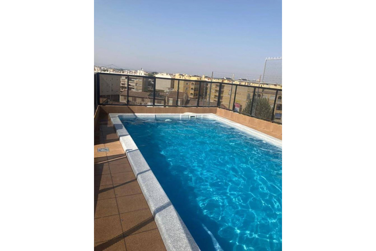 Herverkoop - Appartement  - Almoradí - Colegio canales y martinez