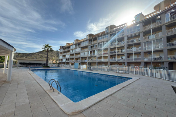 Reventa - Apartamento / piso - El Campello - Pueblo Acantilado-Lanuza