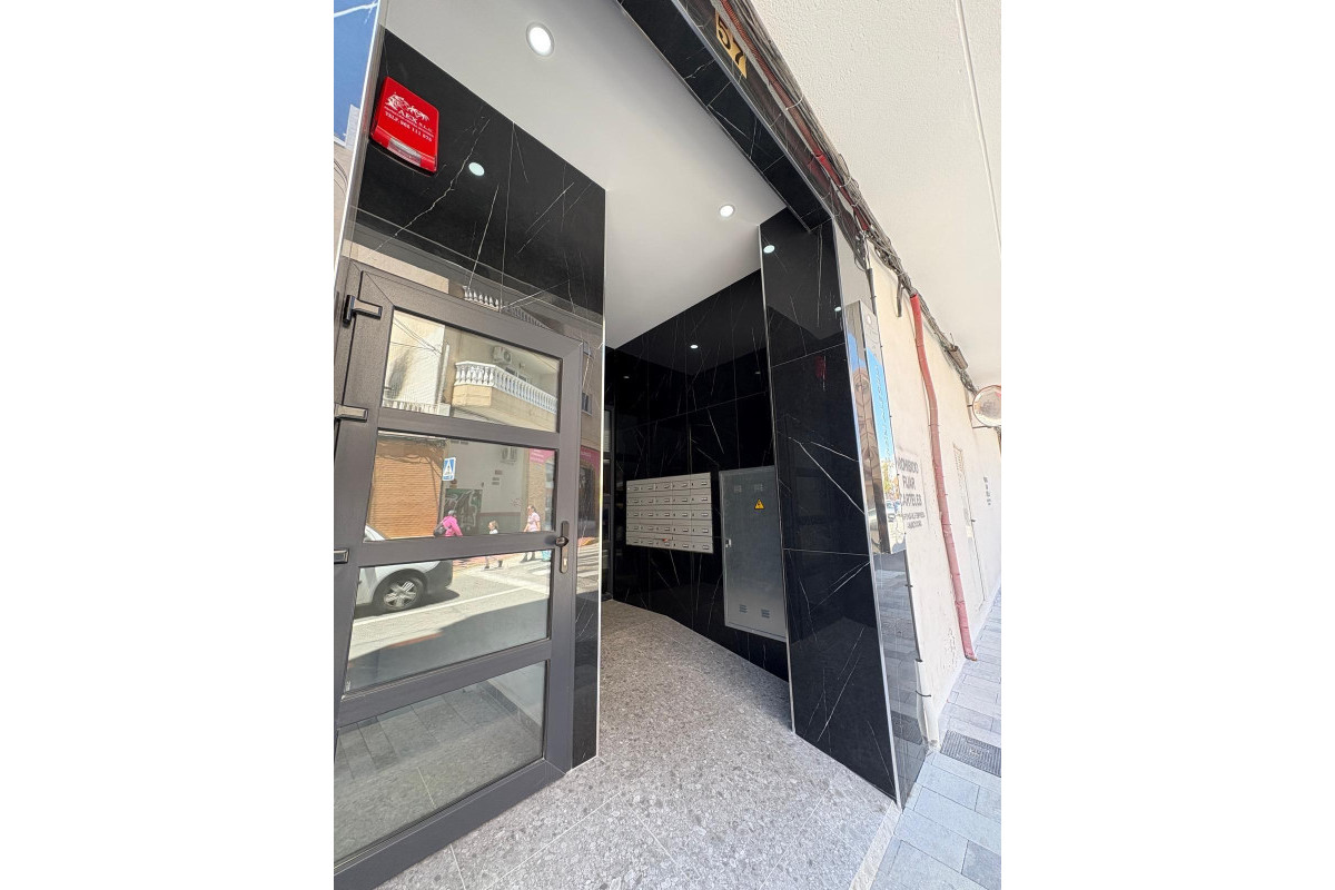 Herverkoop - Appartement  - Torrevieja - Centro