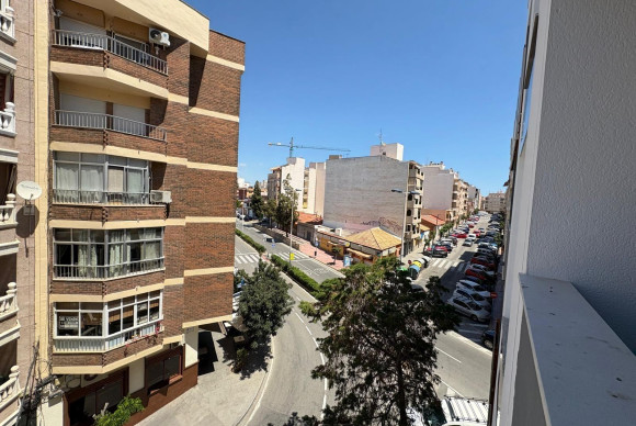 Herverkoop - Appartement  - Torrevieja - Centro