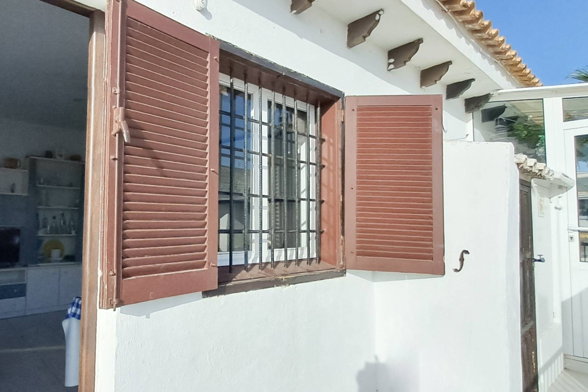 Herverkoop - Appartement  - Torrevieja - Aguas nuevas 2