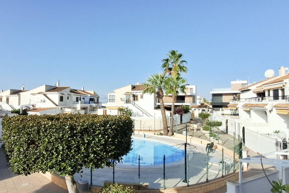 Herverkoop - Appartement  - Torrevieja - Aguas nuevas 2
