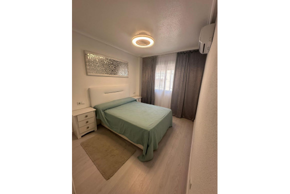 Herverkoop - Appartement  - Torrevieja - Parque de Las Naciones