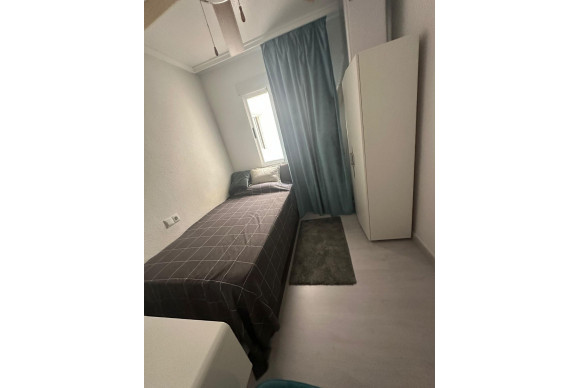 Herverkoop - Appartement  - Torrevieja - Parque de Las Naciones