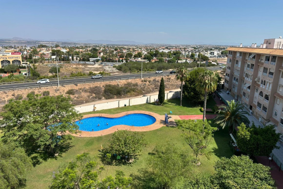 Herverkoop - Appartement  - Torrevieja - Parque de Las Naciones