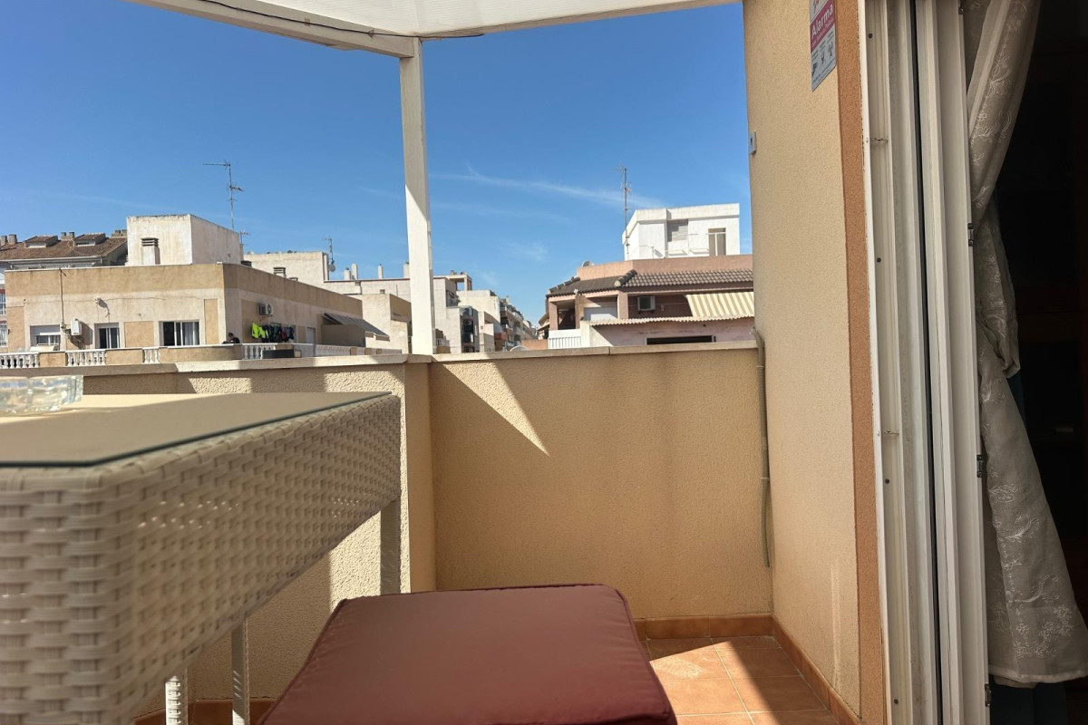Reventa - Apartamento / piso - Torrevieja - Centro