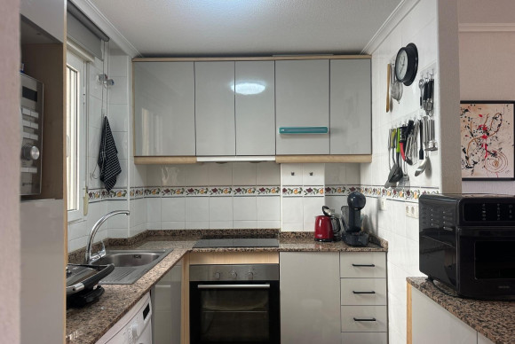 Reventa - Apartamento / piso - Torrevieja - Centro