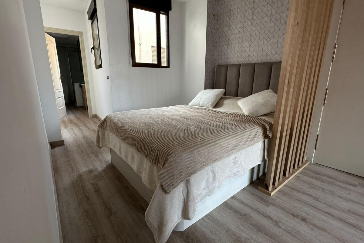 Herverkoop - Appartement  - Torrevieja - Estacion de autobuses