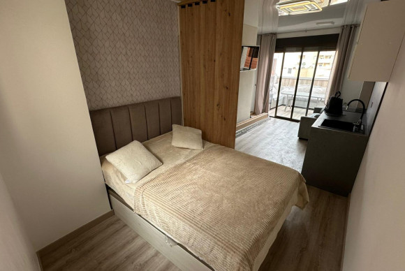 Herverkoop - Appartement  - Torrevieja - Estacion de autobuses