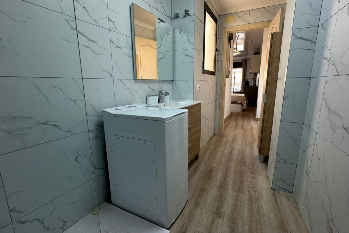 Herverkoop - Appartement  - Torrevieja - Estacion de autobuses