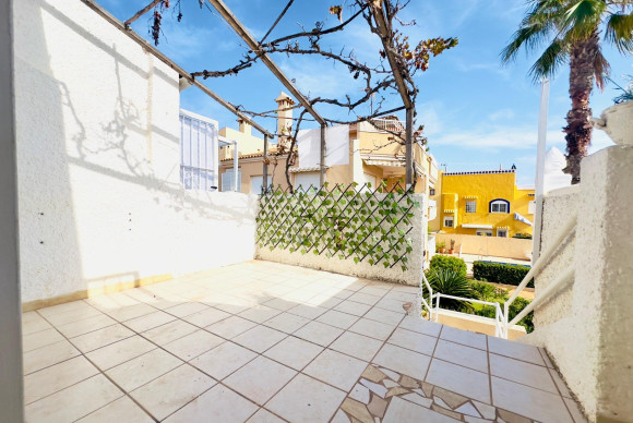 Herverkoop - Appartement  - Torrevieja - Los Frutales
