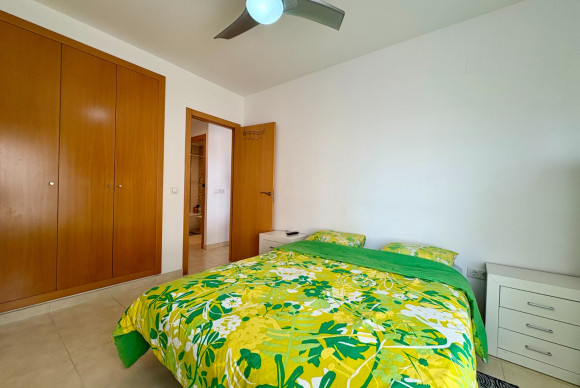 Herverkoop - Apartment / flat - Denia - Center