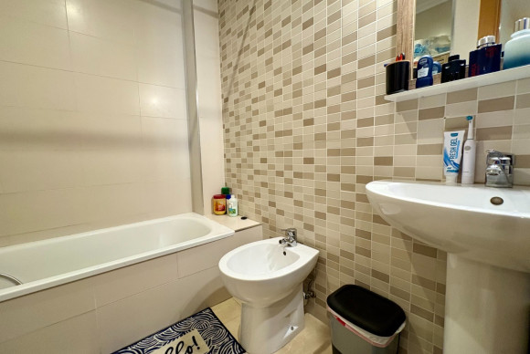 Herverkoop - Apartment / flat - Denia - Center