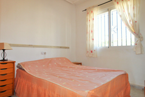 Resale - Townhouse - Villamartin