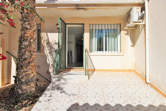 Resale - Townhouse - Villamartin
