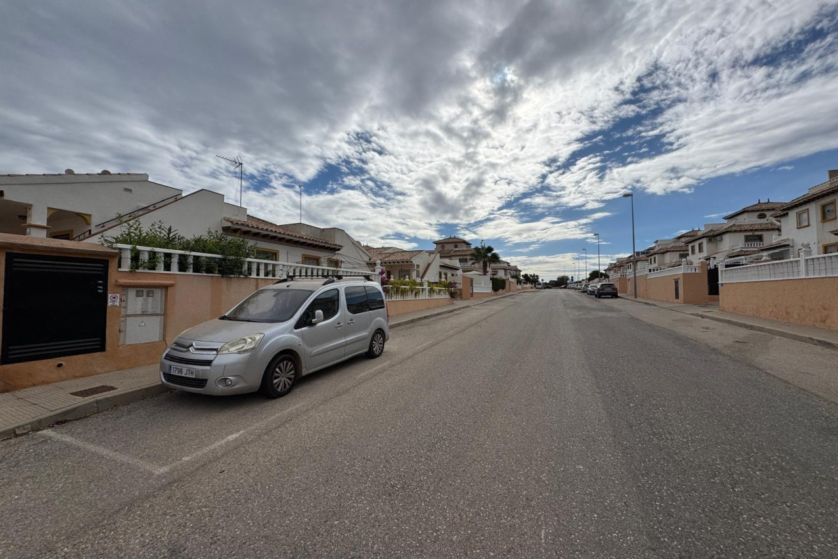 Reventa - Adosado - Orihuela Costa - Lomas de Cabo Roig-Los Dolses