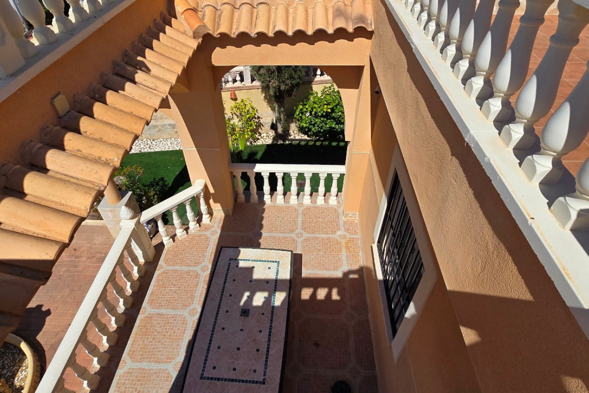 Revente - Villa for sale - Torrevieja - El Chaparral