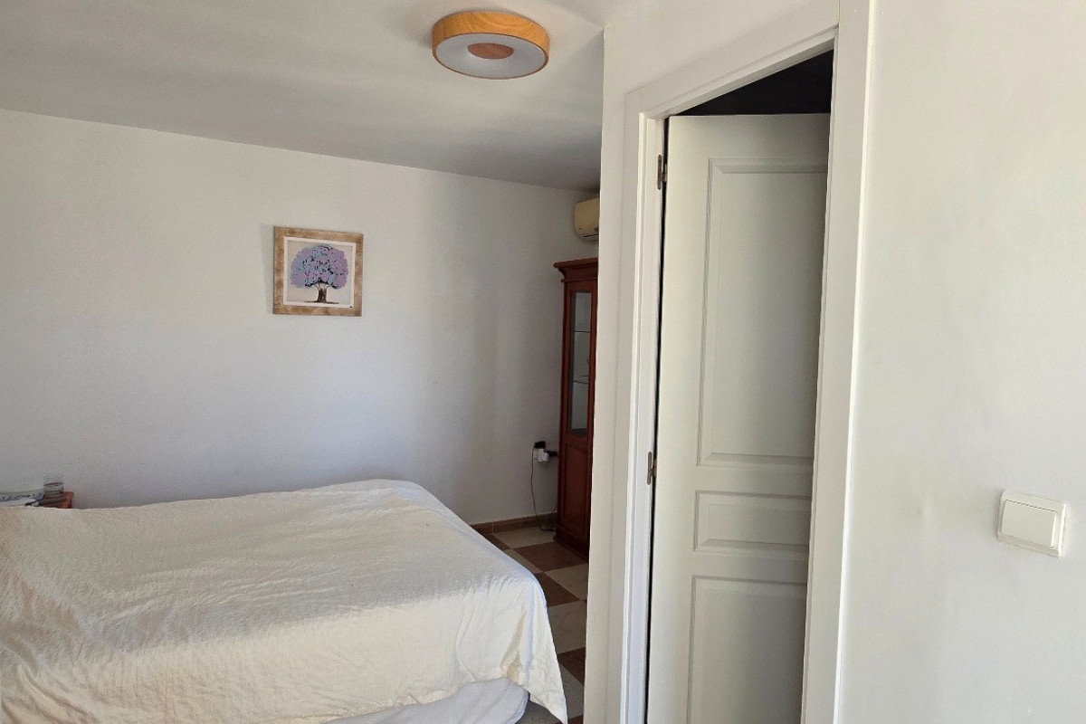 Revente - Villa for sale - Torrevieja - El Chaparral