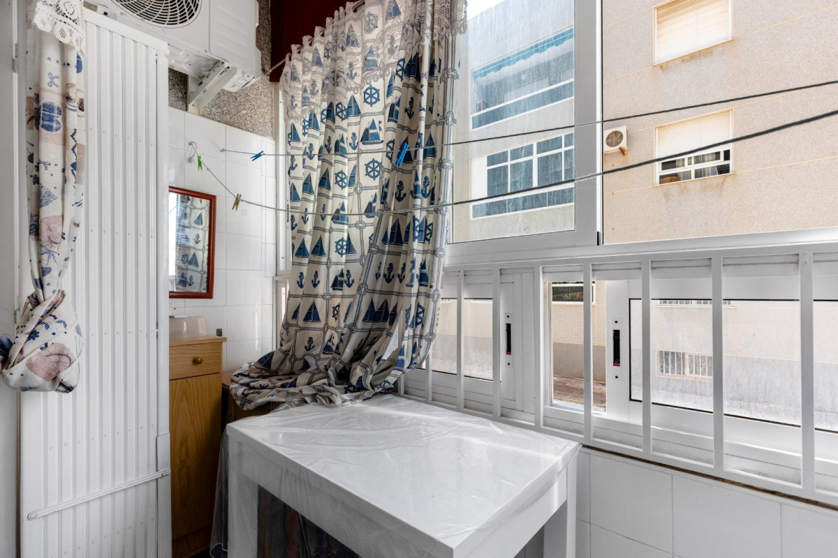 Revente - Appartement - Torrevieja - Centro - Muelle Pesquero