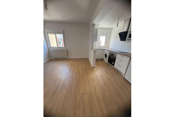 Revente - Appartement - Madrid - Barrio del Pilar