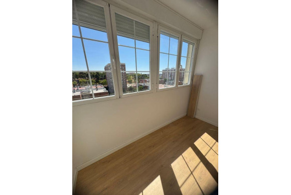 Revente - Appartement - Madrid - Barrio del Pilar