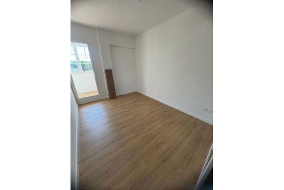 Revente - Appartement - Madrid - Barrio del Pilar