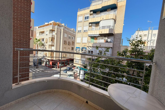Herverkoop - Appartement  - Torrevieja - Centro