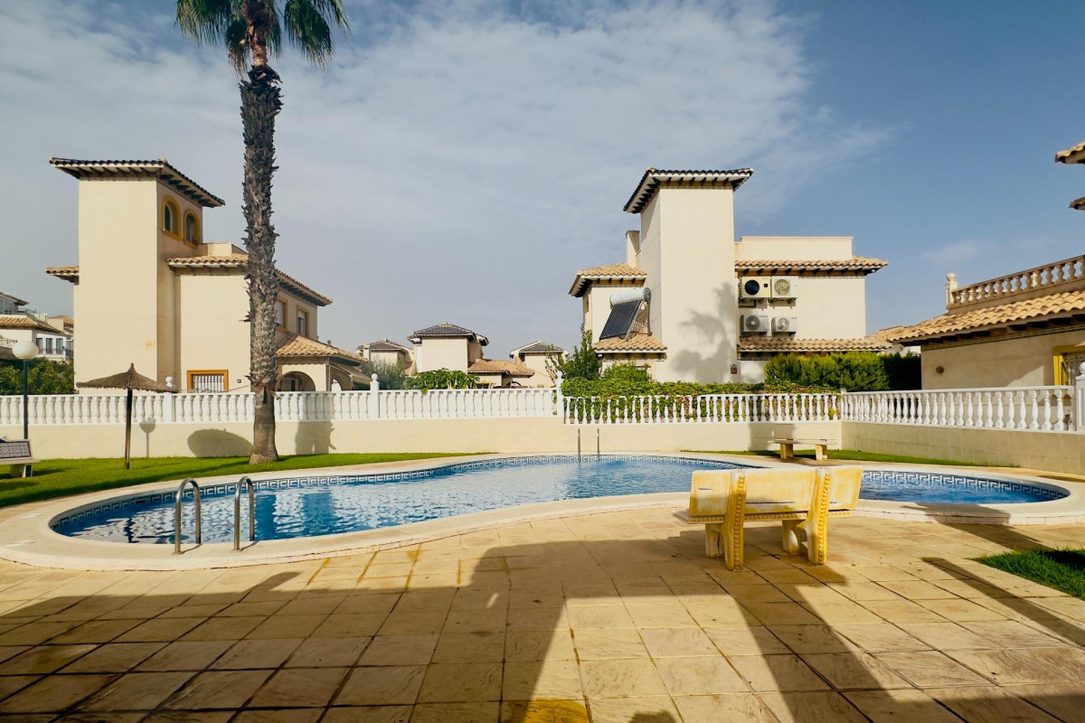 Revente - House - Orihuela Costa - Cabo Roig