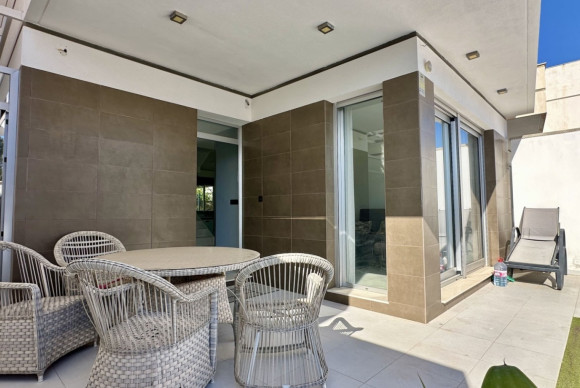 Reventa - Detached Villa - Orihuela Costa - Lomas de Cabo Roig