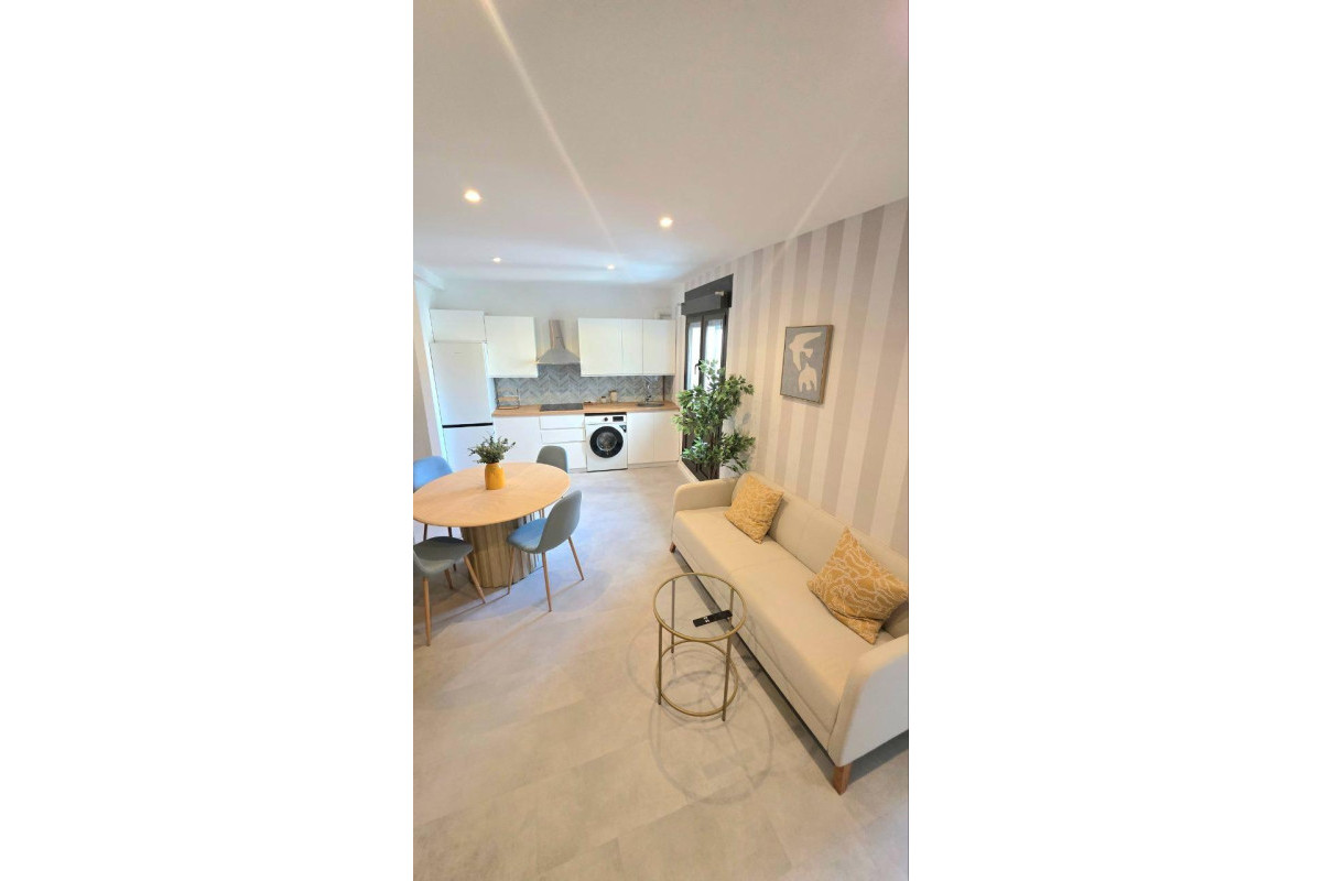 Herverkoop - Appartement  - Oviedo - Auditorio-Seminario-Parque de Invierno