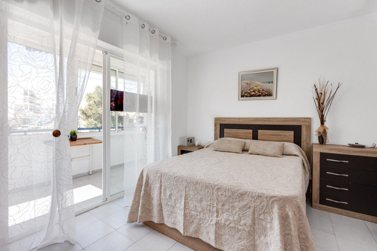 Reventa - Apartamento / piso - Torrevieja - Sector 25