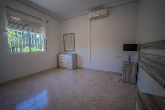 Herverkoop - Vrijstaande Villa - Ciudad Quesada - Doña Pepa