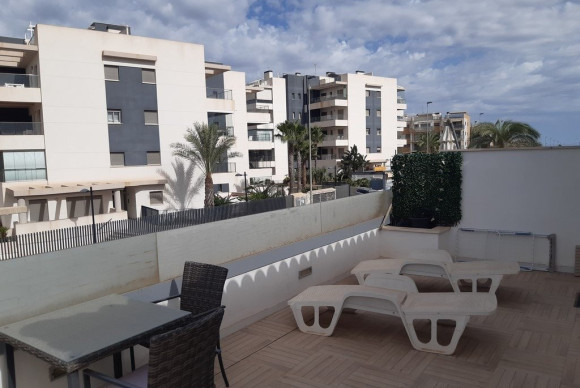 Reventa - Quad house - Orihuela Costa - Los Dolses