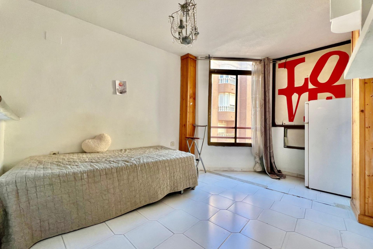 Herverkoop - Appartement  - Torrevieja - Centro