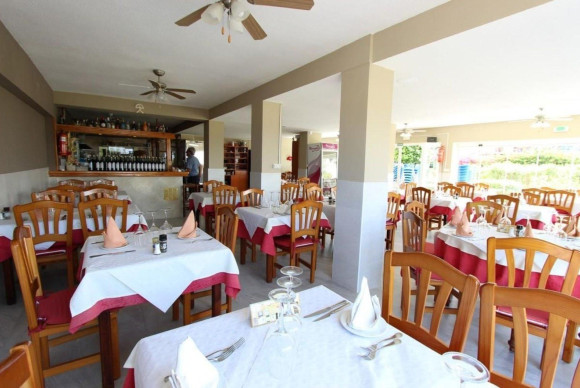 Reventa - Local Comercial - Calpe - Playa arenal-bol