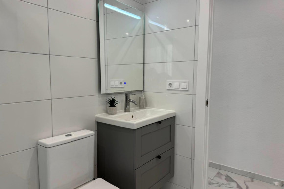 Revente - Appartement - Torrevieja - Acequion