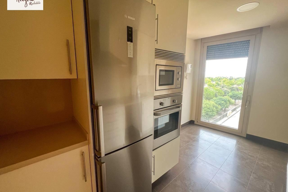 Location à long terme - Appartement - Castellon - Castello de la Plana - Gran Vía