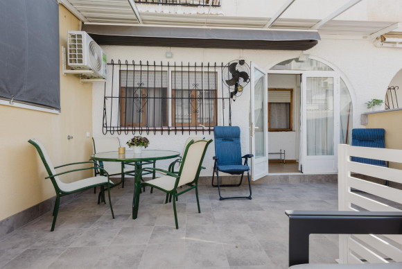 Reventa - Bungalow - Torrevieja - playa de los naufragos