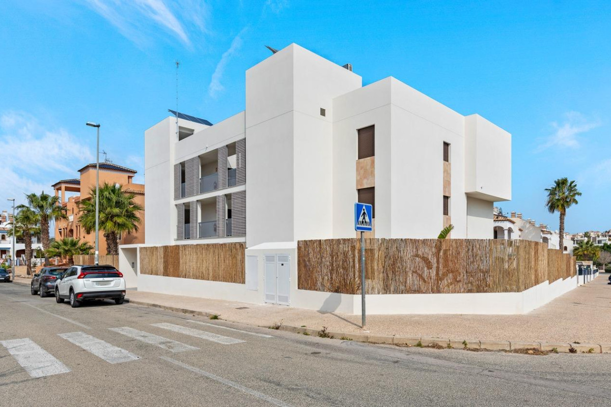 Resale - Apartment  - Orihuela Costa - Villamartín