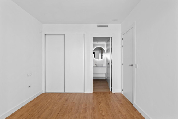 Resale - Apartment  - Orihuela Costa - Villamartín