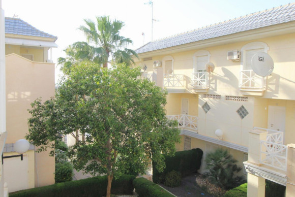 Resale - Apartment  - Torrevieja - La veleta