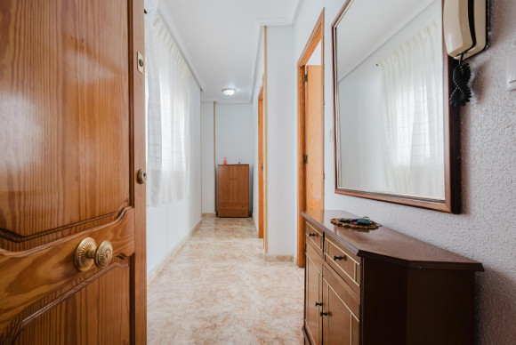 Herverkoop - Appartement  - Torrevieja - playa de los naufragos