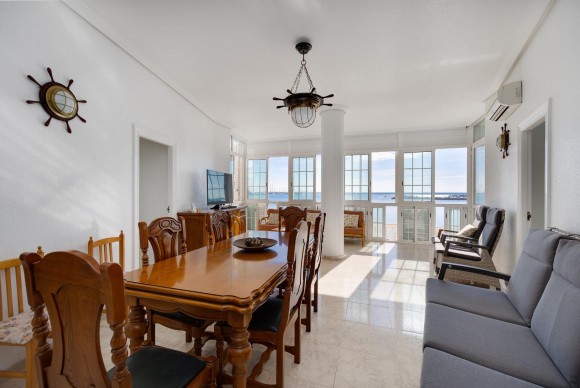 Herverkoop - Appartement  - Torrevieja - Playa del Acequión